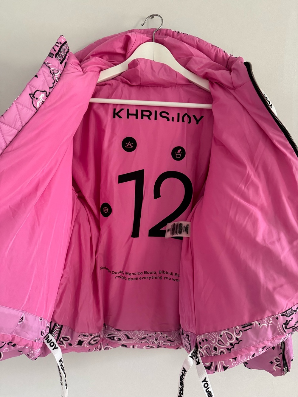 Khrisjoy Kids Pink Bandana Puffer Jacket – Size 12Y – New With Tags - Picture 11 of 17